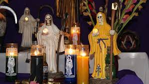 altares de la Santa Muerte